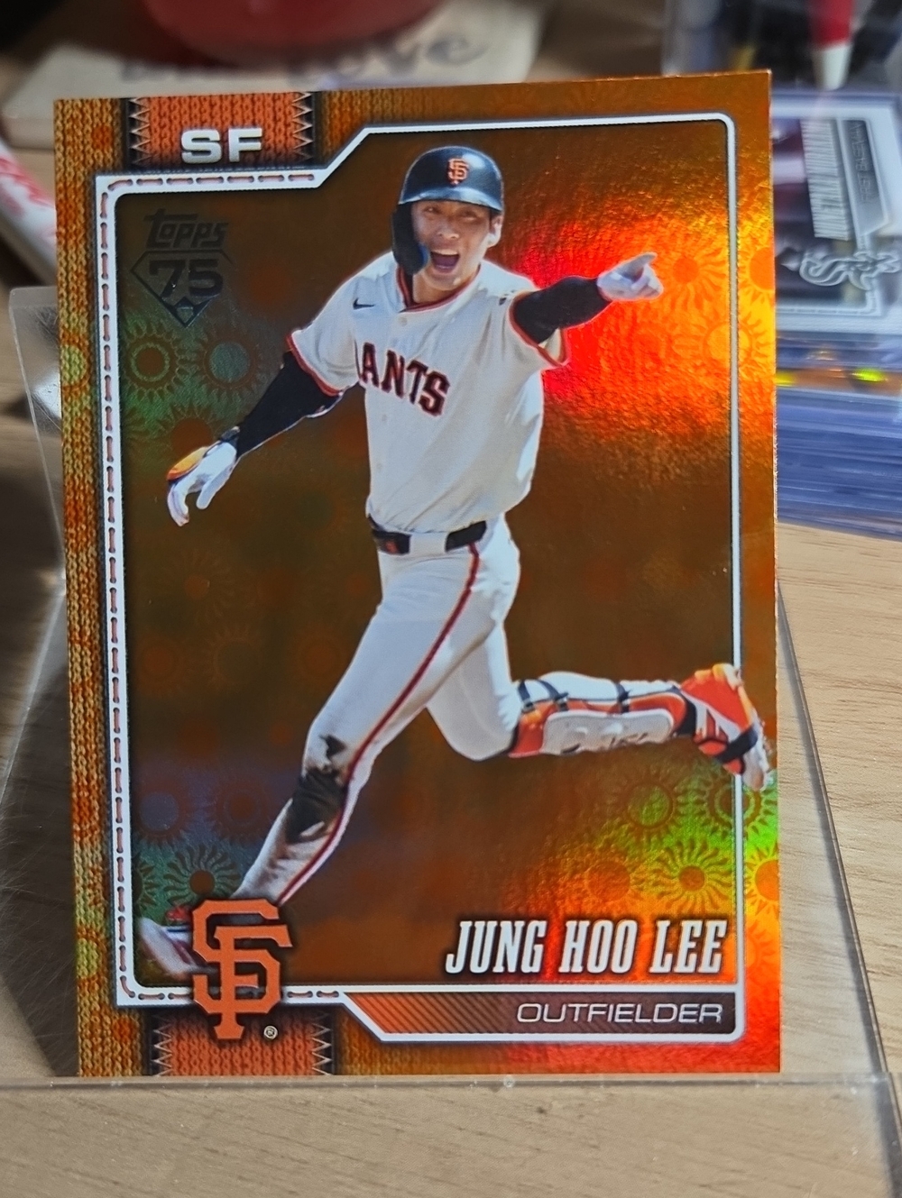 Topps SF Giants Orange Holographic Jung Hoo Lee Collector Card